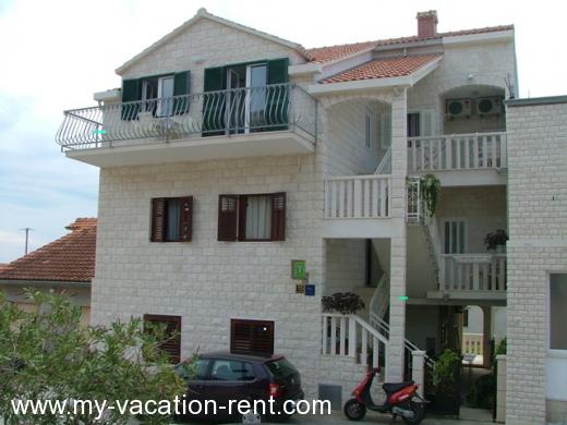 Apartma Bol Otok Brac Dalmacija Hrvaška #1097
