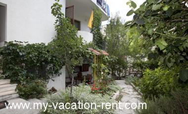 Apartmaji Durda1 - 50 m from beach: Hrvaška - Dalmacija - Makarska - Igrane - apartma #1627 Slika 4