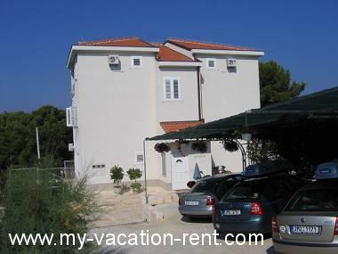 Apartma Necujam Otok Solta Dalmacija Hrvaška #2980