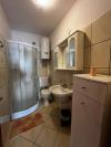 Apartmaji Dalibor - 5m from the sea with parking: A6(2+1)