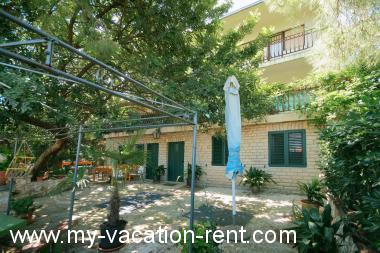 Apartma Arbanija Otok Siovo Dalmacija Hrvaška #3773