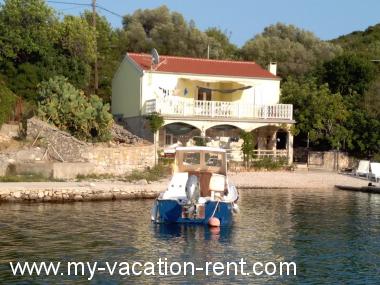 Apartma Cove Rogacic (Vis) Otok Vis Dalmacija Hrvaška #4027