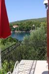 3 - R1(2) Hrvaška - Dalmacija - Otok Brac - Cove Puntinak (Selca) - soba za goste #4220 Slika 6