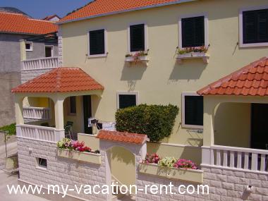 Apartma Bol Otok Brac Dalmacija Hrvaška #4333