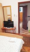 A2-Mali(2+2) Hrvaška - Dalmacija - Split - Stanici - apartma #4843 Slika 8