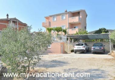 Apartma Vinisce Trogir Dalmacija Hrvaška #5863