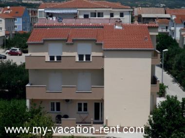 Apartma Kastel Stafilic Split Dalmacija Hrvaška #7273