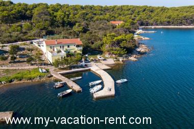 Apartma Veli Rat Otok Dugi Otok Dalmacija Hrvaška #7642