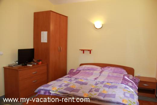 Apartmaji Villa Delta Blace Hrvaška - Dalmacija - Dubrovnik - Opuzen - apartma #841 Slika 10