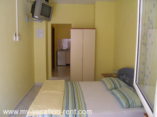 Apartmaji Dominik Hrvaška - Dalmacija - Split - Omis - apartma #875 Slika 7