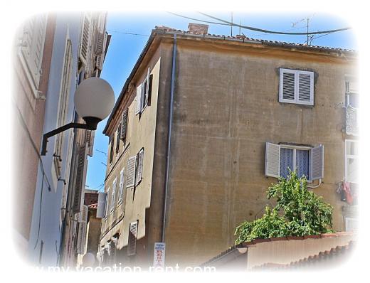 Apartmaji Urbani smještaj u povjesnoj jezgri Zadra Hrvaška - Dalmacija - Zadar - Zadar - apartma #923 Slika 3